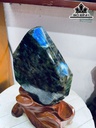 Tác Phẩm Đá Xà Cừ (Labradorite) Cao 32 Ngang 18 (cm) 3,8kg