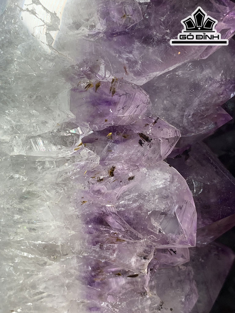 Tinh Thể Đá Thạch Anh Tím Cao 25 Ngang 33 Sâu 17 (cm) 5,6kg