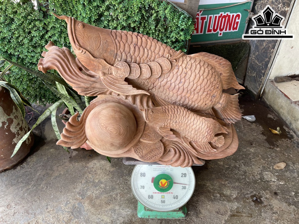 Tượng Cá Kim Long Mẫu Tử Gỗ Hương Cao 50 Ngang 85 Sâu 32 (cm)