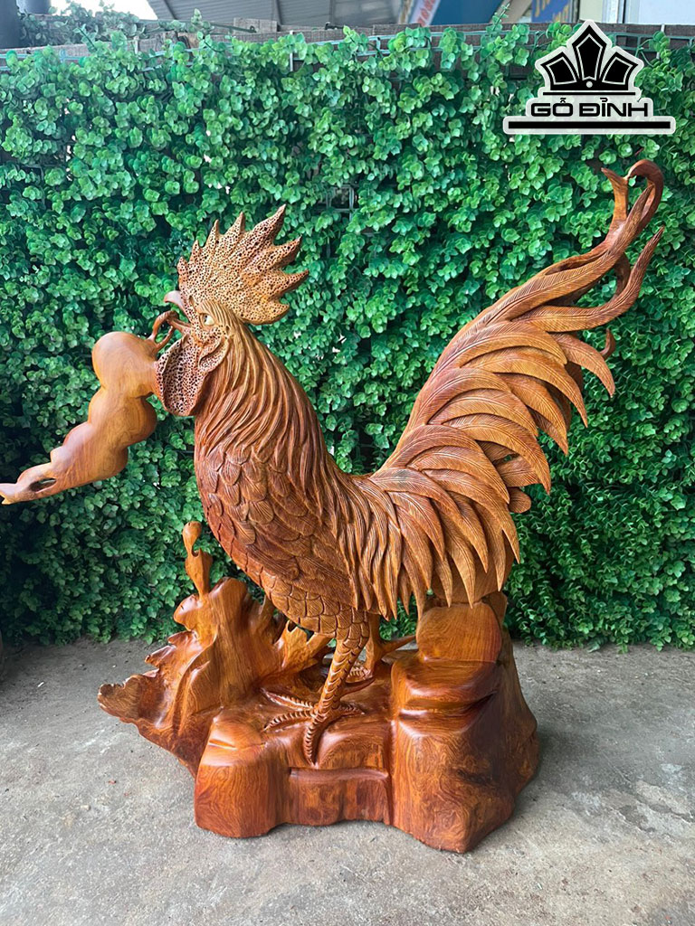 Tượng Gà Trống Phong Thủy Gỗ Hương Cao 60 Ngang 58 Sâu 20 (cm)