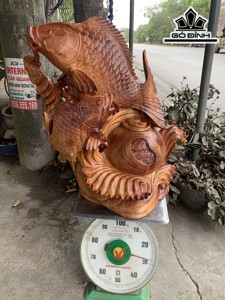 Tượng Song Ngư Vờn Bình Gỗ Hương Cao 60 Ngang 55 Sâu 40 (cm)
