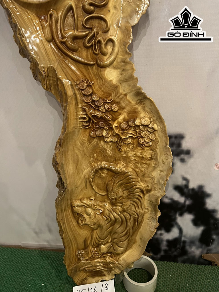 Tranh Chữ Nhẫn Gỗ Nu Nghiến Cao 85 Ngang 26 Sâu 3 (cm)
