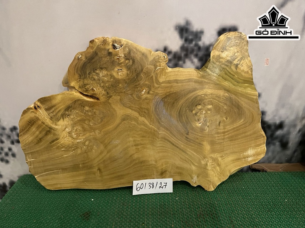 Tranh Gỗ Nu Nghiến Ngang 60 Cao 38 Sâu 2,7 (cm)