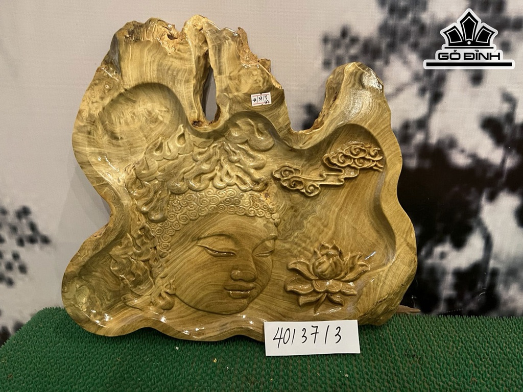 Tranh Phật Tổ Gỗ Nu Nghiến Cao 37 Ngang 40 Sâu 3 (cm)