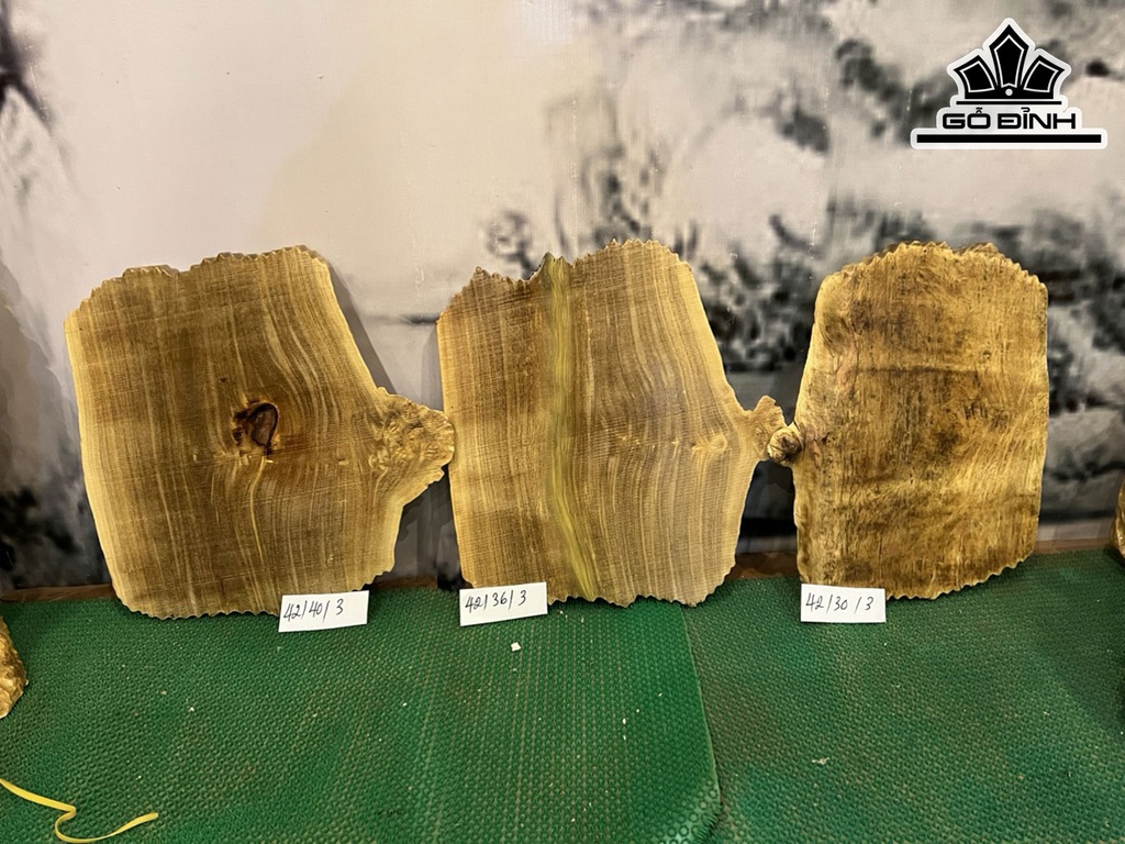 Tranh Phúc Lộc Thọ ( Tam Đa ) Gỗ Nu Nghiến Cao 42 Ngang 36 Sâu 3 (cm)