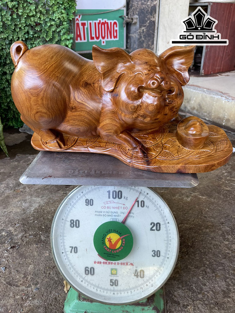 Tượng Heo Gỗ Hương Cao 22 Ngang 42 Sâu 18 (cm)