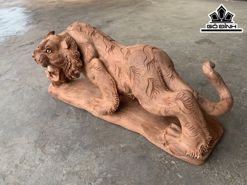 Tượng Hổ Phong Thủy Gỗ Hương Cao 22 Ngang 51 Sâu 20 (cm)