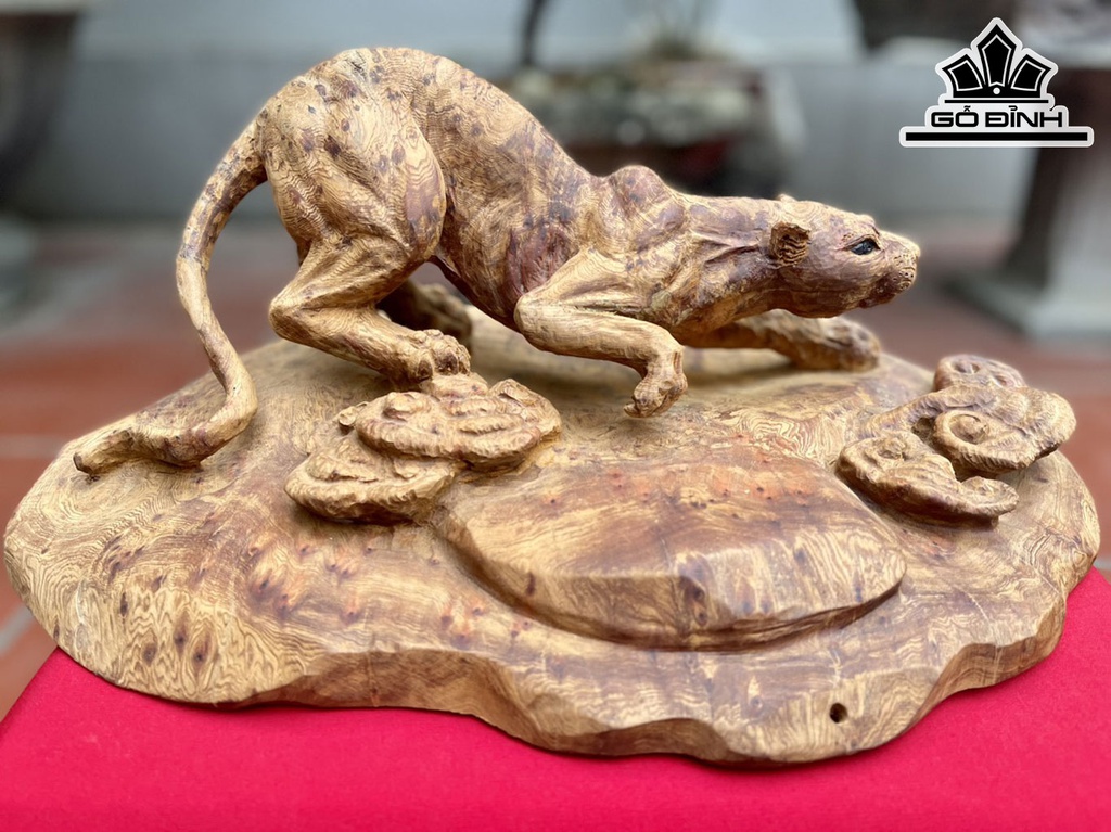 Tượng Báo Săn Mồi Gỗ Nu Ngọc Am Cao 17 Ngang 42 Sâu 25 (cm)