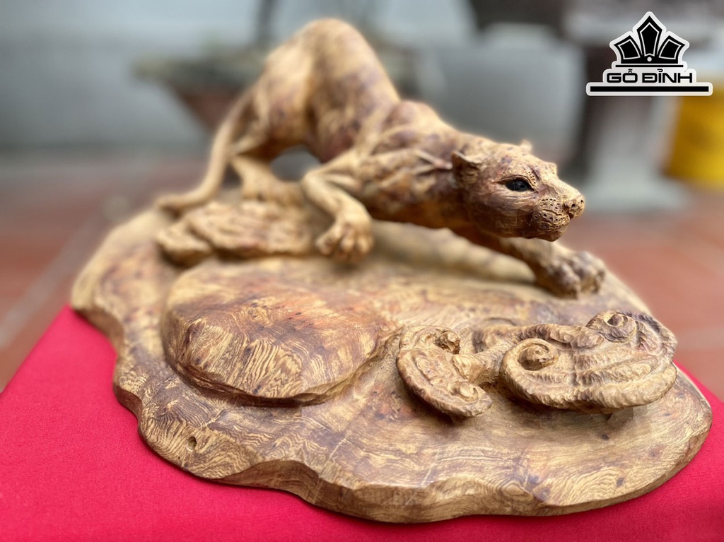 Tượng Báo Săn Mồi Gỗ Nu Ngọc Am Cao 17 Ngang 42 Sâu 25 (cm)