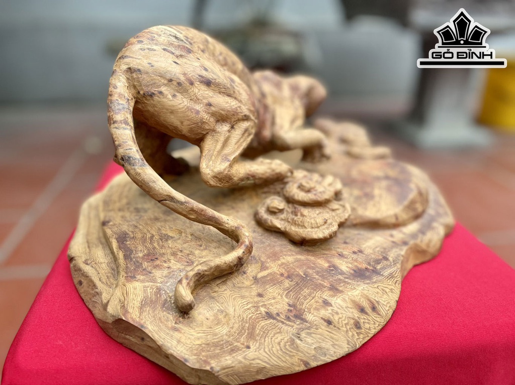 Tượng Báo Săn Mồi Gỗ Nu Ngọc Am Cao 17 Ngang 42 Sâu 25 (cm)
