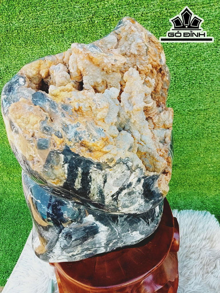 Tác Phẩm Đá Casidon Cao 58 Ngang 26 (cm)24kg