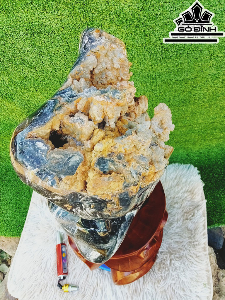 Tác Phẩm Đá Casidon Cao 58 Ngang 26 (cm)24kg