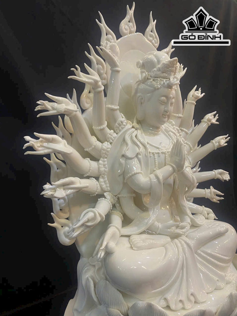 Tượng Chuẩn Đề Bồ Tát Gốm Tàu Men Bạch Định Cao 47 (cm)
