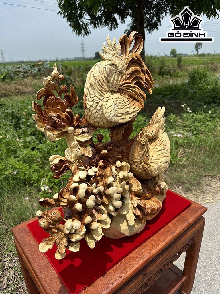 Tượng Gia Đình Gà Gỗ Hương Cao 60 Ngang 58 Sâu 26 (cm)
