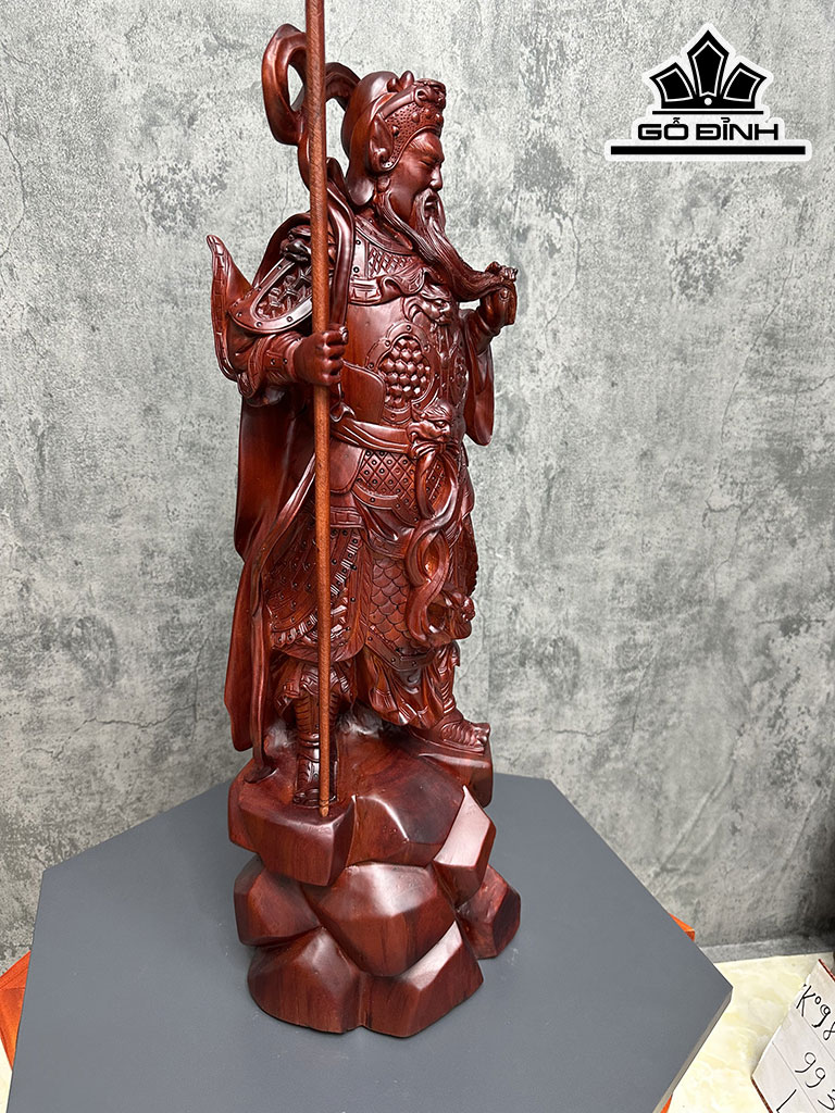 Tượng Quan Công Gỗ Tử Đàn Cao 105 (cả đao) Ngang 25 Sâu 23 (cm)