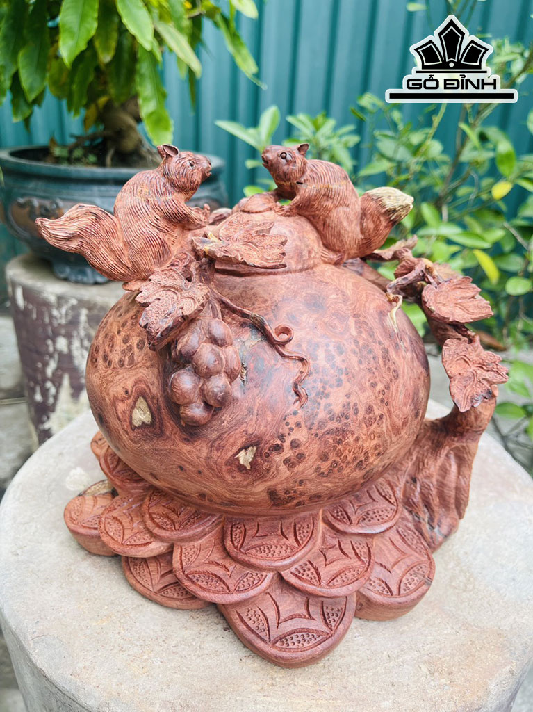 Bình Nho Sóc Gỗ Nu Hương Cao 22 Ngang 24 Sâu 23 (cm)