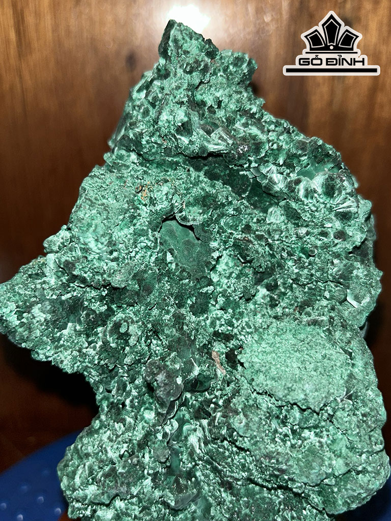 Tác Phẩm Đá Malachite Cao 20 Ngang 12 (cm)2,2kg