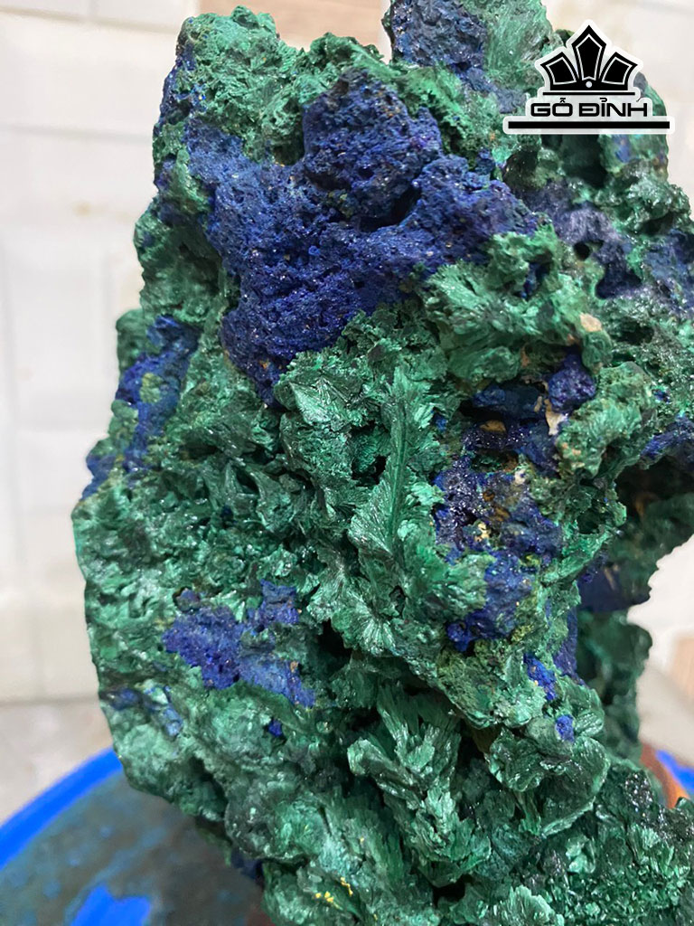 Tác Phẩm Đá Malachite Cao 22 (cm) 2,5kg