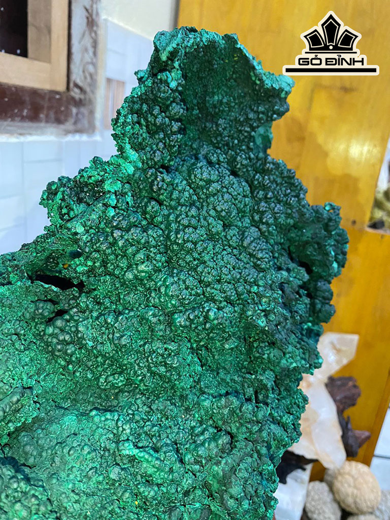 Tác Phẩm Đá Malachite Cao 46 (cm) 16,5kg