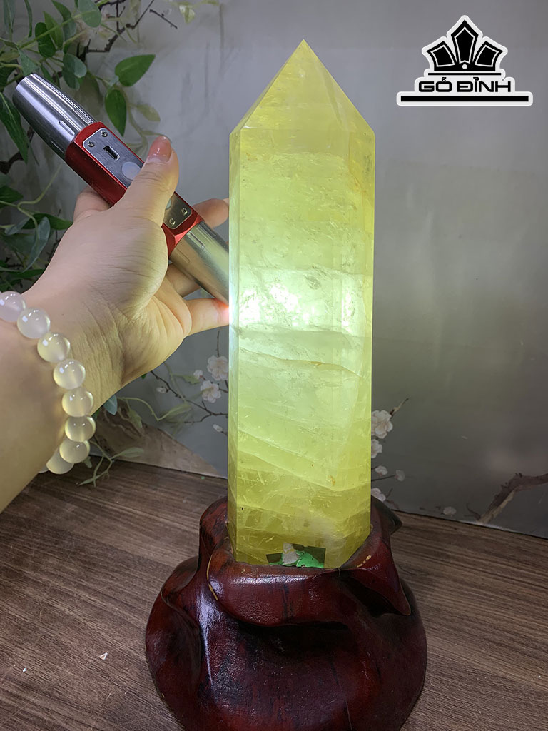 Trụ Đá Thạch Anh Vàng Cao 33 Ngang 15 (cm) 2,72kg