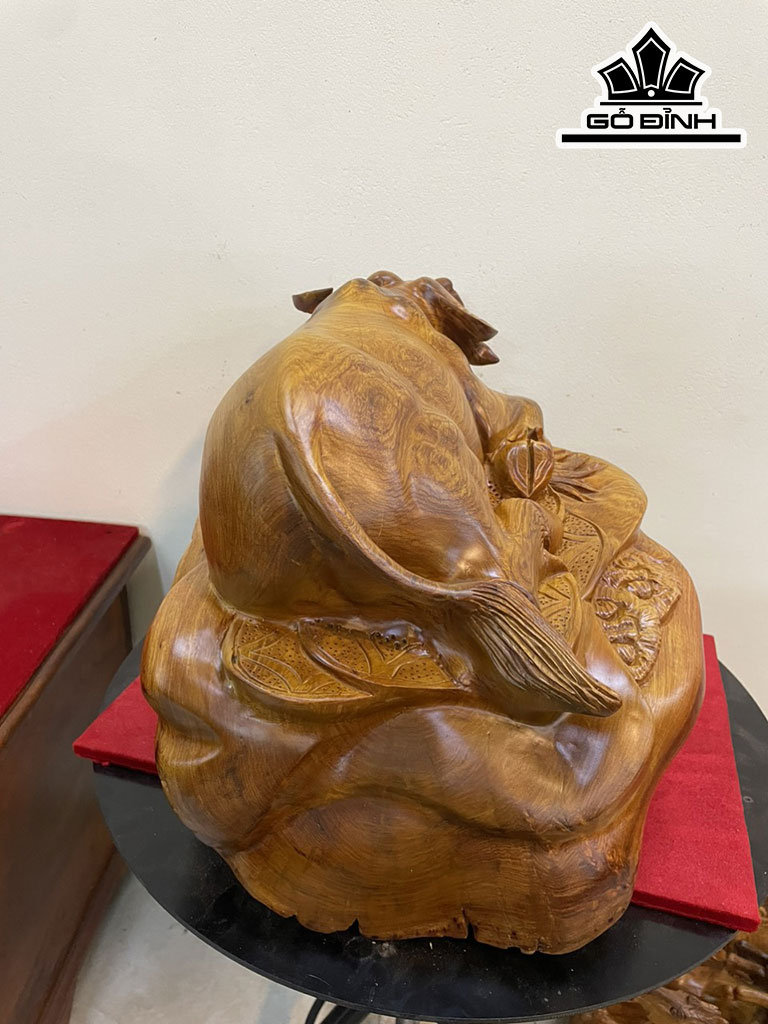 Tượng Trâu Gỗ Hương Cao 35 Ngang 52 Sâu 27 (cm)