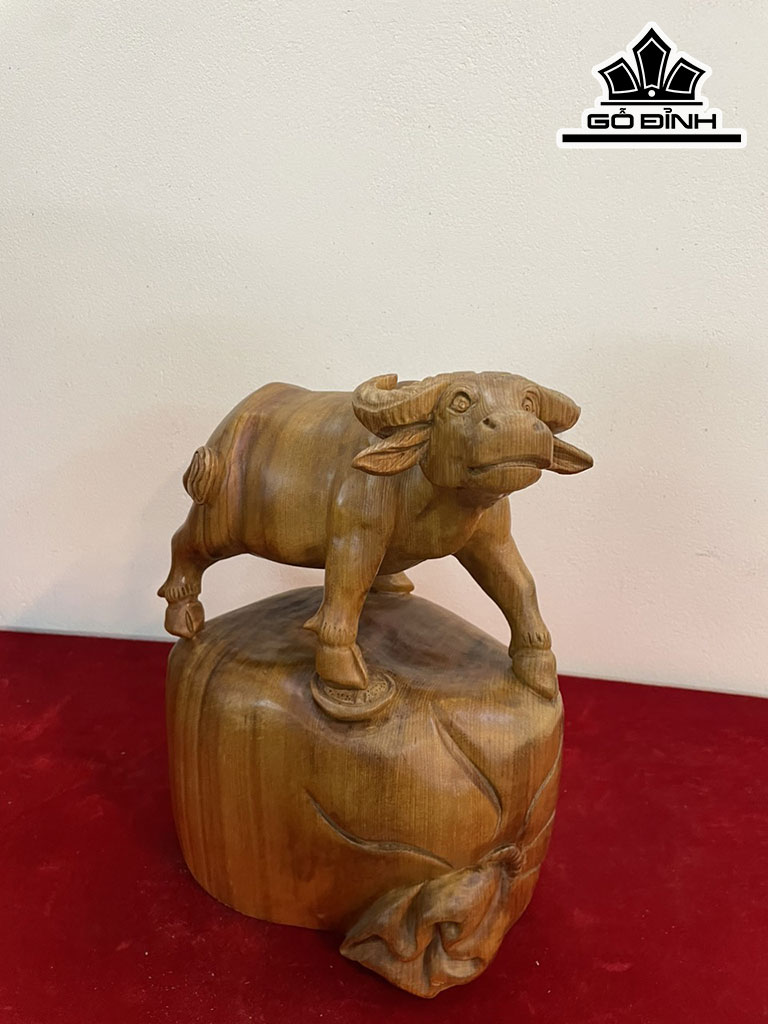 Tượng Trâu Gỗ Ngọc Am Cao 34 Ngang 26 Sâu 18 (cm)