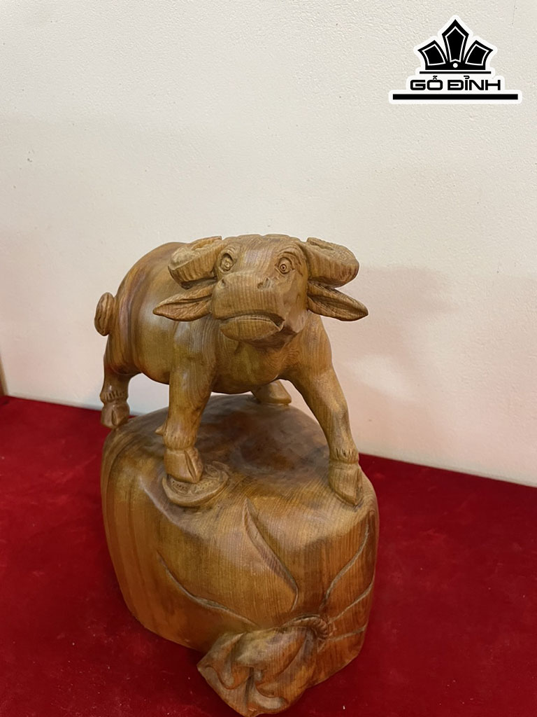 Tượng Trâu Gỗ Ngọc Am Cao 34 Ngang 26 Sâu 18 (cm)