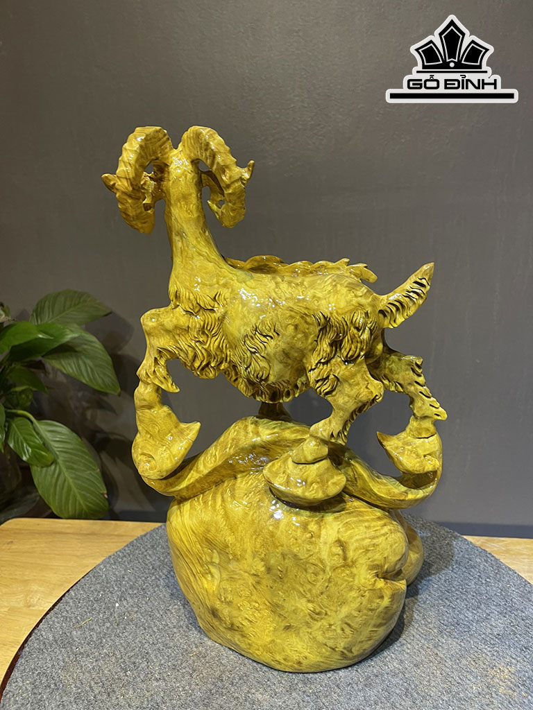 Tượng Dê Phong Thủy Gỗ Nu Kháo Cao 40 Ngang 23 Sâu 18 (cm)