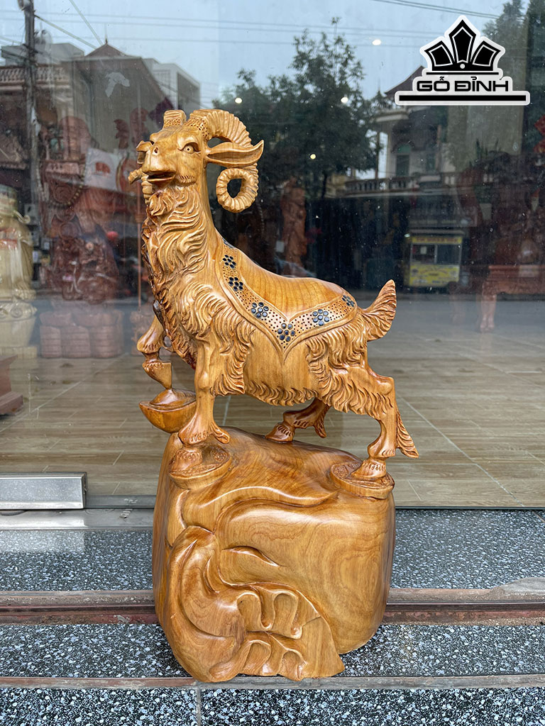 Tượng Dê Phong Thủy Gỗ Ngọc Am Cao 51 Ngang 28 Sâu 20 (cm)