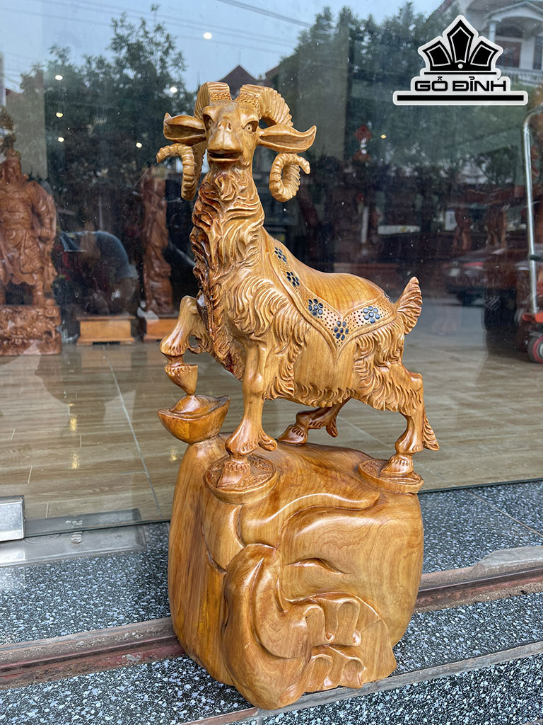 Tượng Dê Phong Thủy Gỗ Ngọc Am Cao 51 Ngang 28 Sâu 20 (cm)