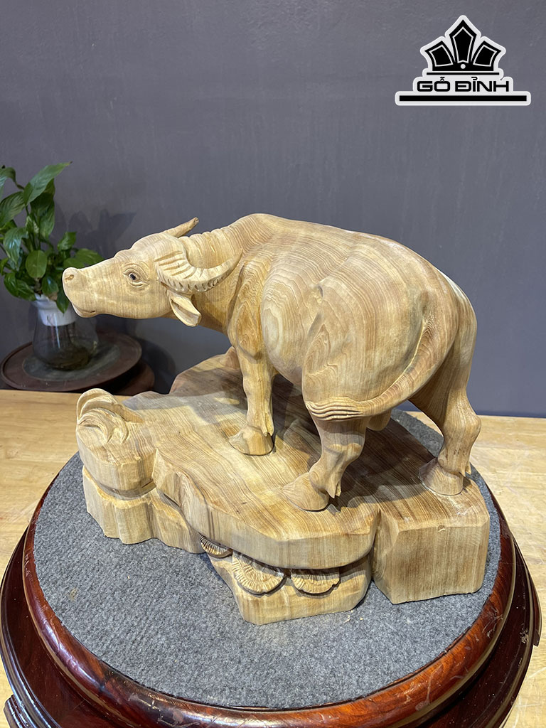 Tượng Trâu Gỗ Ngọc Am Cao 27 Ngang 35 Sâu 23 (cm)