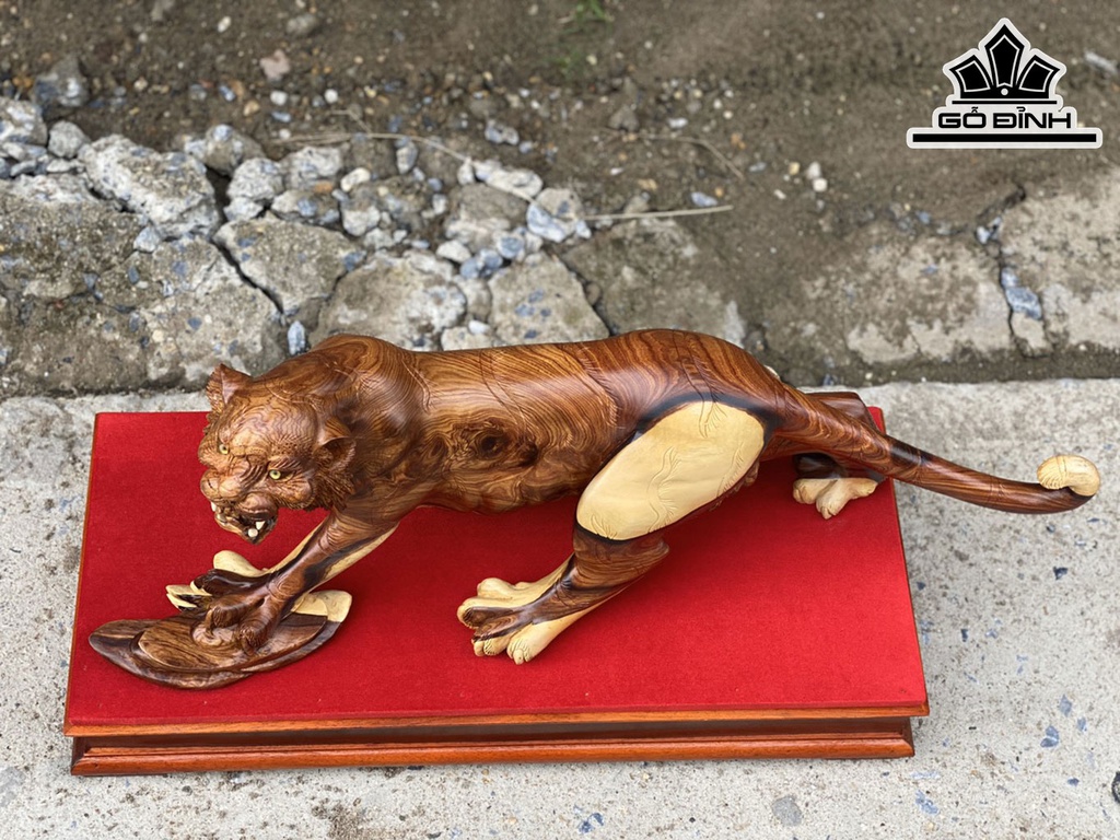 Tượng Hổ Phong Thủy Gỗ Cẩm Cao 24 Ngang 71 Sâu 21 (cm)