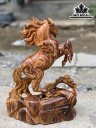 Tượng Ngựa Phong Thủy (Nhất Mã Phi Thiên) Gỗ Cẩm Cao 36 Ngang 26 Sâu 20 (cm)