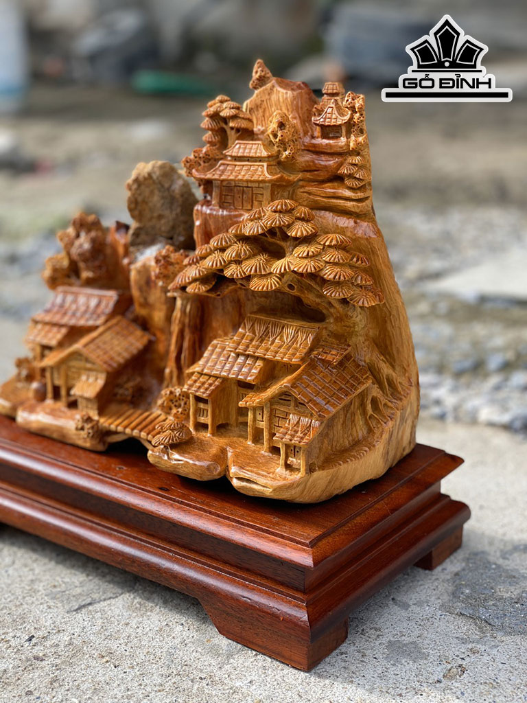 Tượng Tiểu Cảnh Gỗ Hương Cao 23 Ngang 32 Sâu 17 (cm)
