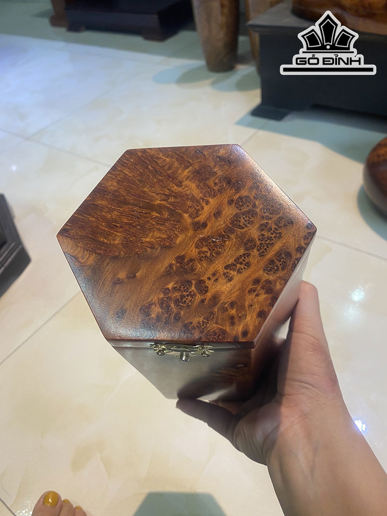 Hộp Đựng Trà Gỗ Nu Ngọc Am Cao 15 Ngang 13 Dày 1 ( cm)