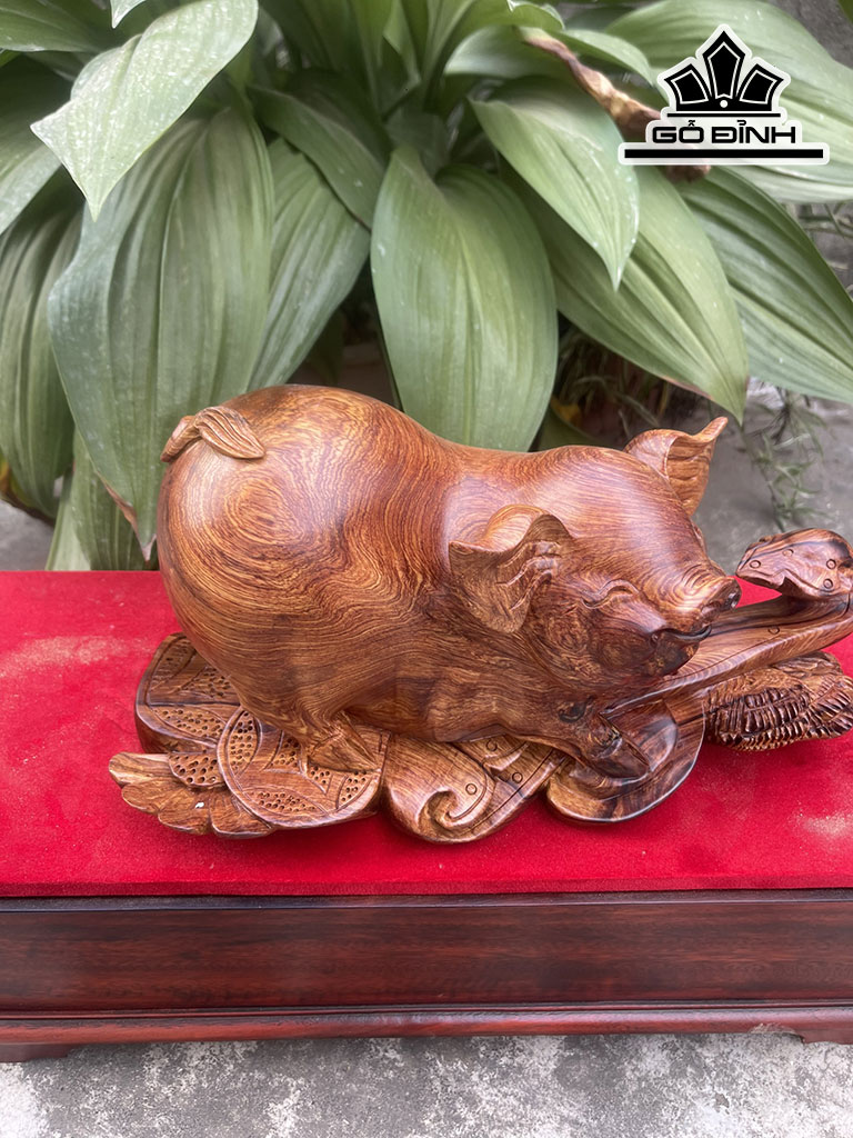 Tượng Heo Gỗ Cẩm Ngang 38 Cao 20 Sâu 22 (cm)