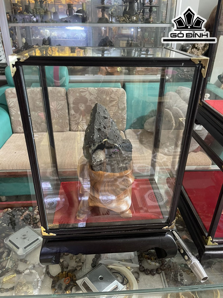 Bông Hoa Ưu Đàm Đá Trầm Tích Cao 26 (cm) 2,6kg