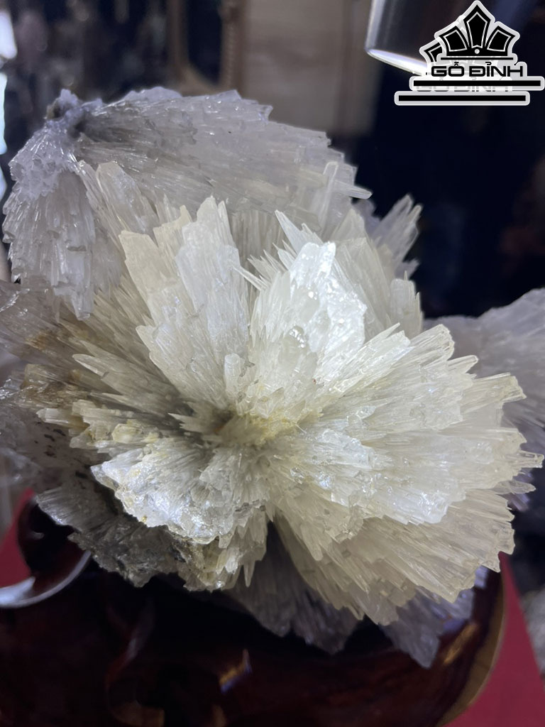 Bông Hoa Ưu Đàm Đá Trầm Tích Cao 26 (cm) 3,2kg
