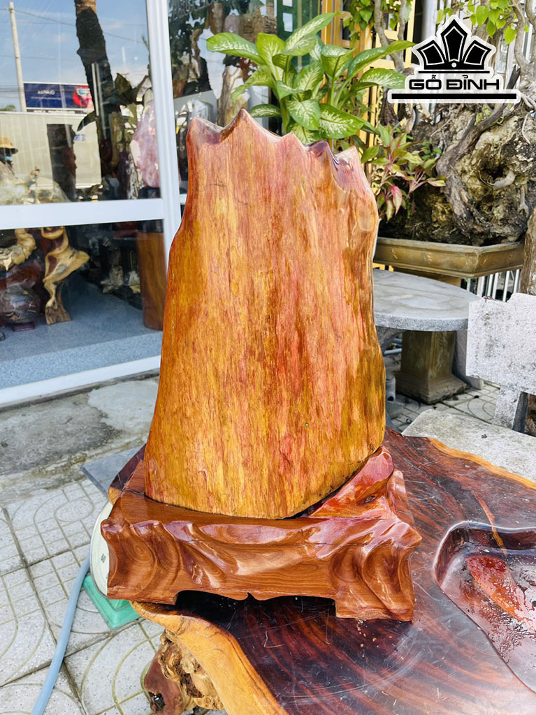 Tác Phẩm Gỗ Hóa Thạch Cao 59 (cm) 32kg