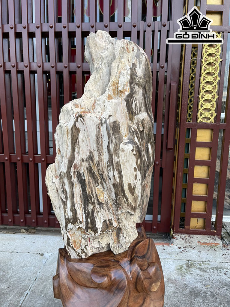 Tác Phẩm Gỗ Hóa Thạch Cao 117 (cm) 84kg