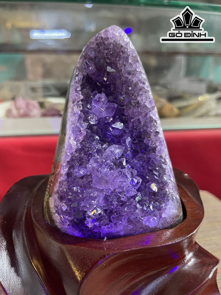Tinh Thể Đá Thạch Anh Tím Cao 21 (cm) 1,7kg