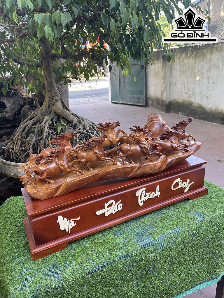 Tượng Mã Đáo Thành Công Gỗ Hương Cao 43 Ngang 80 Sâu 23 (cm)