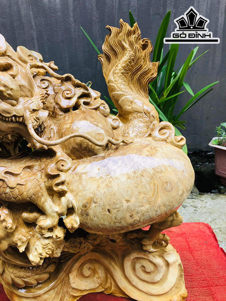 Tượng Rồng ( Nhất Long) Vờn Ngọc Gỗ Nu Nghiến Cao 55 Ngang 48 Sâu 20 (cm)