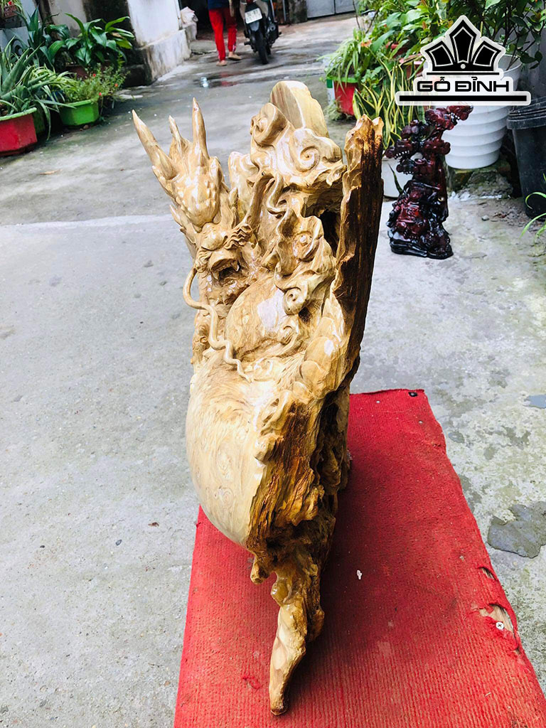 Tượng Rồng ( Nhất Long) Vờn Ngọc Gỗ Nu Nghiến Cao 55 Ngang 48 Sâu 20 (cm)