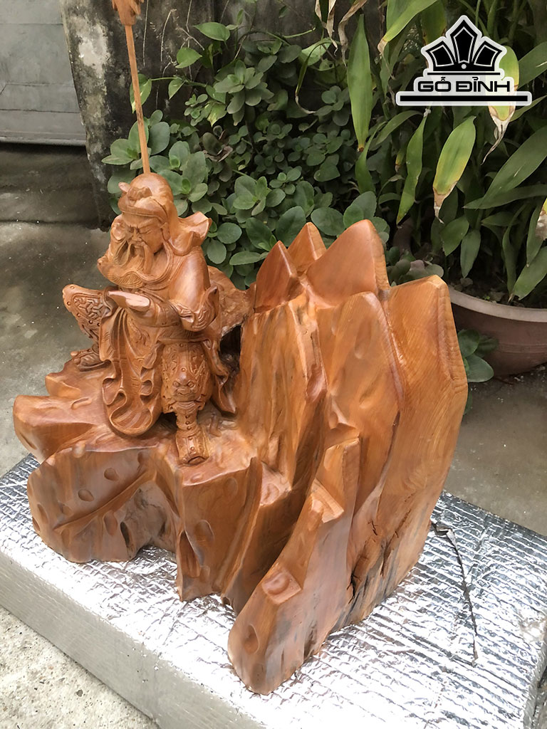 Tượng Quan Công Gỗ Ngọc Am Cao 42 Ngang 42 Sâu 31 (cm)