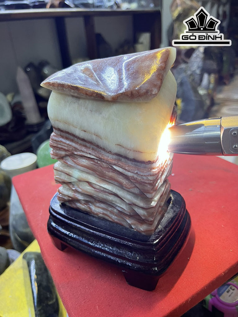 Tác Phẩm Đá Thịt Heo (Canxit) Cao 28 (cm) 2kg