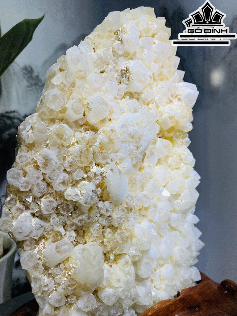 Tinh Thể Đá Thạch Anh Trắng Cao 30 Ngang 19 (cm) 3,4kg