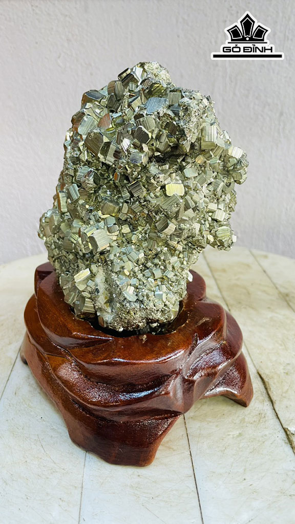 Vàng Găm Tinh Thể Đá Pyrite Cao 19 Ngang 12 (cm) 3,4kg