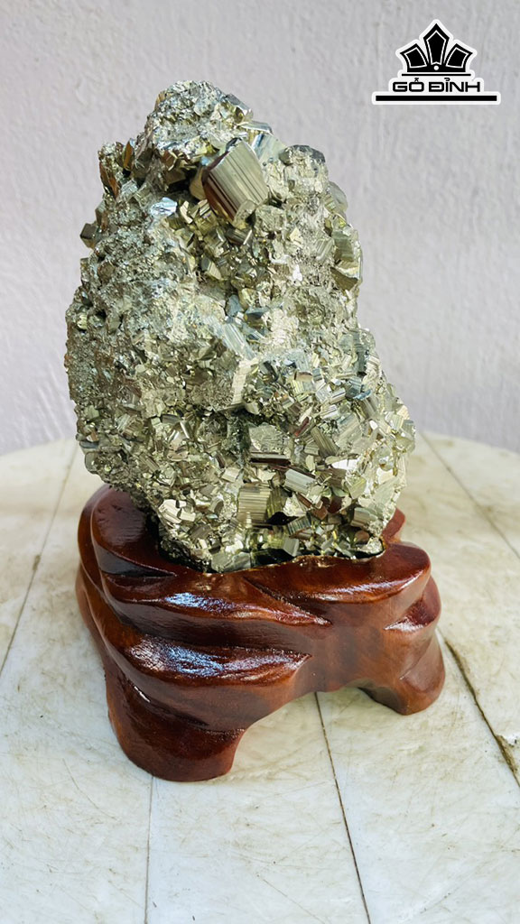 Vàng Găm Tinh Thể Đá Pyrite Cao 19 Ngang 12 (cm) 3,4kg