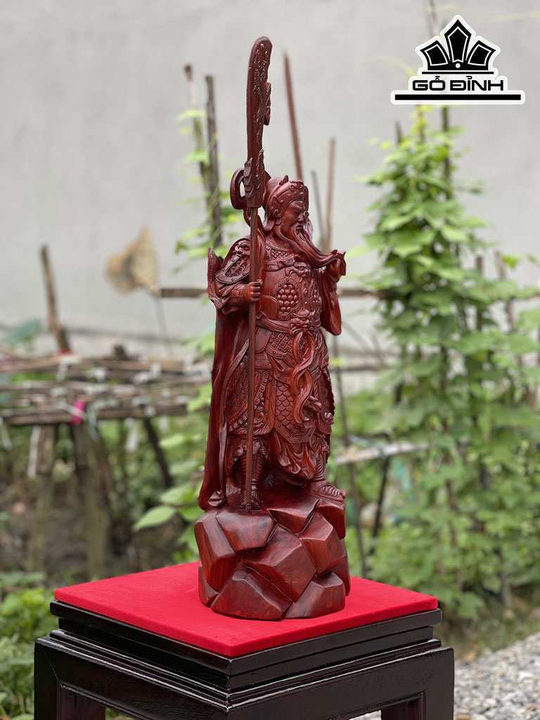 Tượng Quan Công Gỗ Tử Đàn Cao 60 Ngang 22 Sâu 20 (cm)